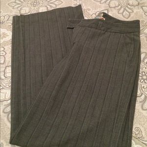 Old navy gray pink striped pants size 6